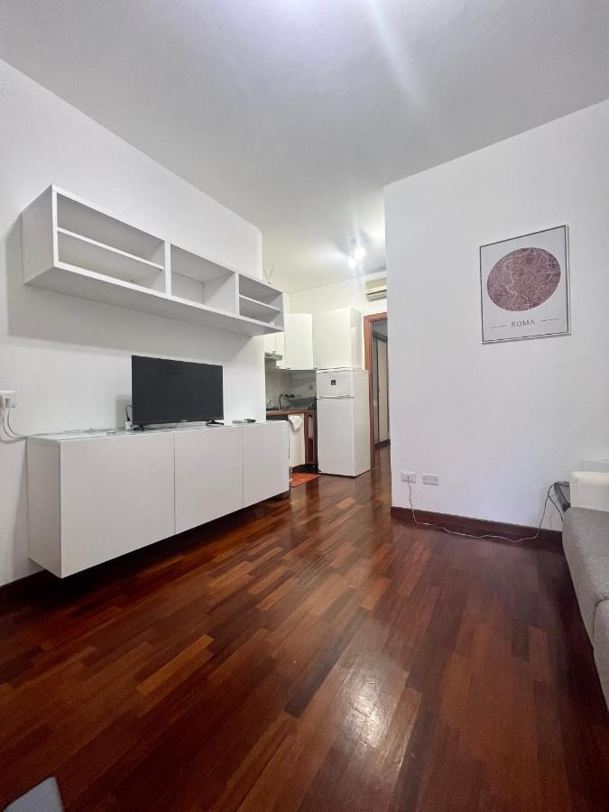 Ponte Milvio - Flat With Terrace Lägenhet Rom Exteriör bild